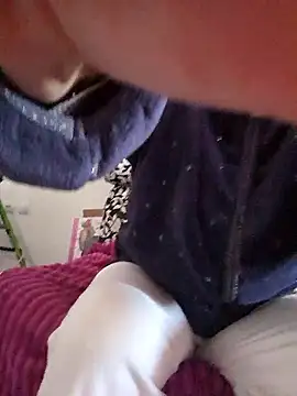 Snapshot of ManuelaX chatting on January 2026 08:51:01 AM ManuelaX online show from January 2026 08:51:01 AM