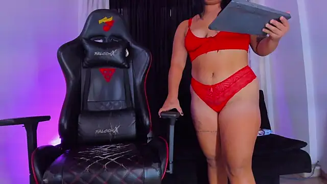 cleo salazar  online show from March 2026 07:09:01 PM