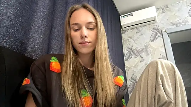 Snapshot of GoneAccuser chatting on March 2026 07:05:01 AM GoneAccuser online show from March 2026 07:05:01 AM