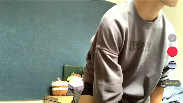 hoppyhops online show from May 2026 03:09:02 PM