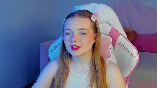 ElinaVale online show from May 2026 05:19:01 PM