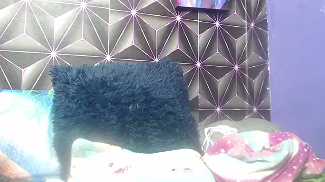 Candykss online show from May 2026 01:56:01 AM
