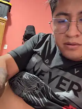 GoldenM95 online show from March 2026 07:21:02 PM