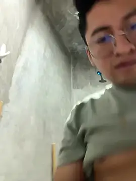 GoldenM95 online show from March 2026 06:06:02 AM