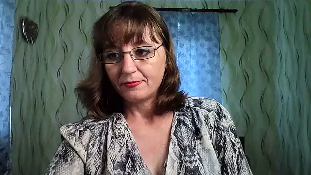 Alisaprice077 online show from July 2026 10:11:01 AM