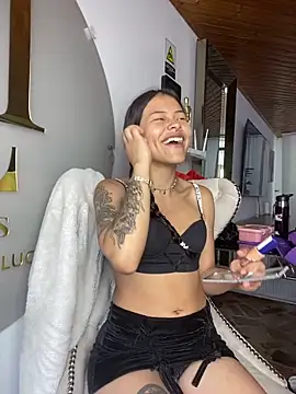 Cloe pink1 online show from March 2026 01:58:01 PM