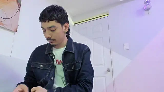 finn jackson online show from March 2026 07:52:02 PM