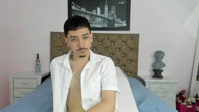 finn jackson online show from April 2026 07:38:02 PM