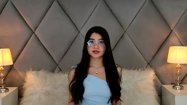 OliviaDiaz online show from June 2026 08:08:02 PM