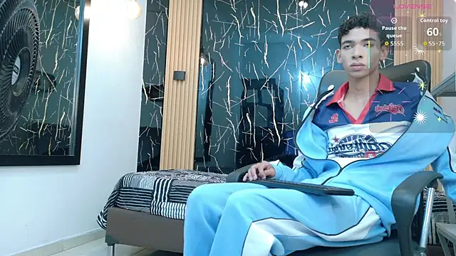 ValeriHot 1 online show from June 2026 02:37:02 AM