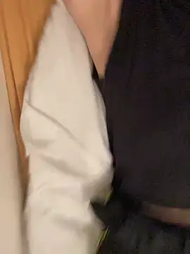 ParisSlut online show from April 2026 10:59:01 PM