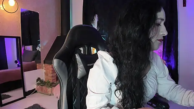 Vicky Angeel online show from May 2026 01:22:01 AM