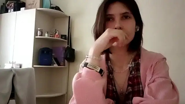 Snapshot of FluffyKisses chatting on March 2026 01:26:01 PM FluffyKisses online show from March 2026 01:26:01 PM