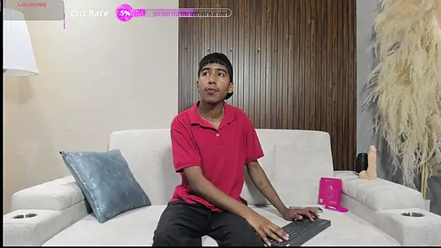 Ender h0tt online show from June 2026 02:01:01 PM