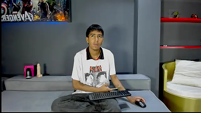 Snapshot of Ender_h0tt chatting on July 2026 08:37:01 PM Ender h0tt online show from July 2026 08:37:01 PM