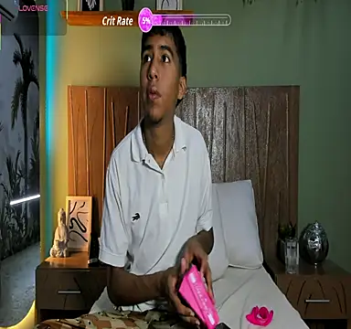 Snapshot of Ender_h0tt chatting on August 2026 08:23:01 PM Ender h0tt online show from August 2026 08:23:01 PM