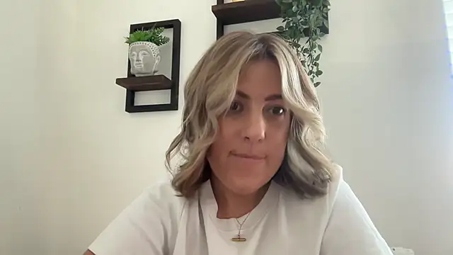 annabellewarick online show from July 2026 01:28:01 PM