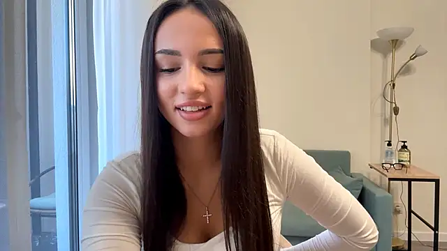 Snapshot of vixy_moon chatting on April 2026 11:26:01 AM vixy moon online show from April 2026 11:26:01 AM