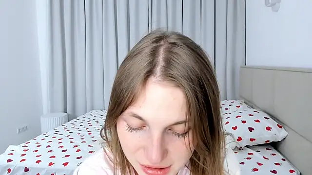 ErinnPieloch online show from March 2026 07:28:01 PM