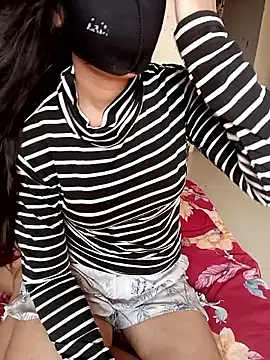 Divya3107 online show from June 2026 03:12:01 AM
