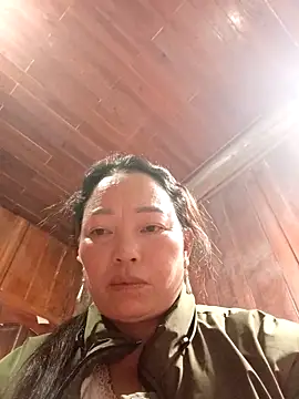 Yellow-pink online show from March 2026 04:32:02 PM