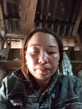 Yellow-pink online show from April 2026 06:19:01 AM