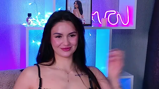 MilaaSweety online show from April 2026 01:15:02 PM