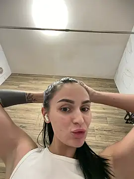 MilaaSweety online show from July 2026 08:33:02 PM