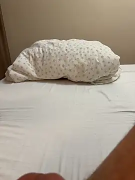 Julia and the cock online show from April 2026 06:12:01 PM