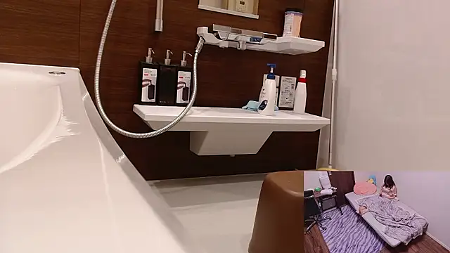 BANANA GOGO online show from March 2026 07:52:02 AM