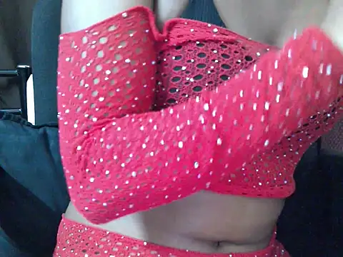 Couplehot00 online show from August 2026 06:18:01 PM