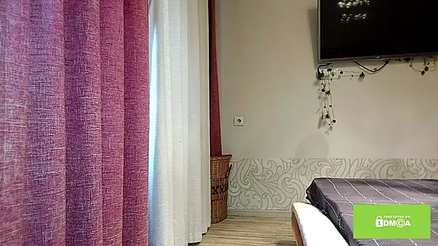 OlivaArashiro online show from March 2026 09:30:01 PM