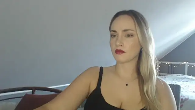 ScarlettSensitive online show from June 2026 06:22:01 AM