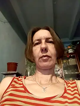 Tania9876 online show from April 2026 06:41:01 PM