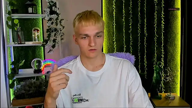 john lik online show from June 2026 07:07:01 PM