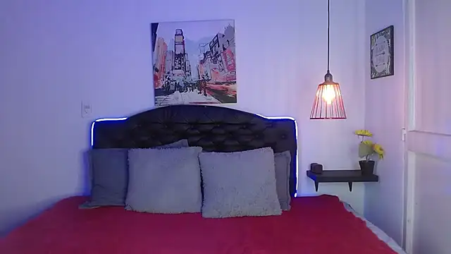 Mylu xx online show from April 2026 08:57:02 PM