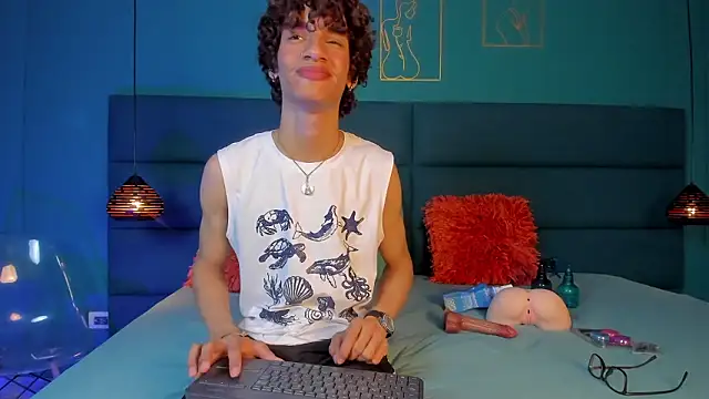 willturneer online show from March 2026 03:35:02 AM