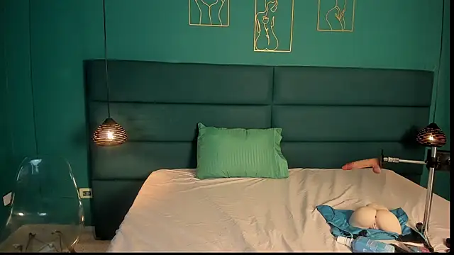 willturneer online show from April 2026 03:56:01 AM