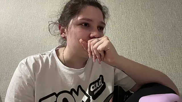 Emmiebutwihu online show from April 2026 11:28:01 AM