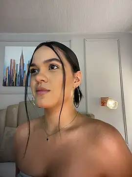 Bella-Ferrer online show from April 2026 06:24:02 PM