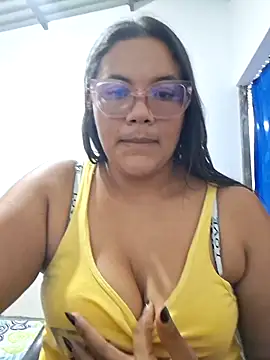 Snapshot of monicarokaforte chatting on March 2026 04:18:01 AM monicarokaforte online show from March 2026 04:18:01 AM