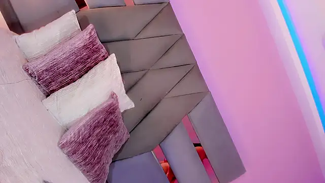 Snapshot of Dashahott chatting on March 2026 01:04:02 PM Dashahott online show from March 2026 01:04:02 PM