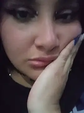 Snapshot of Liily_Foxxy chatting on May 2026 10:21:01 AM Liily Foxxy online show from May 2026 10:21:01 AM