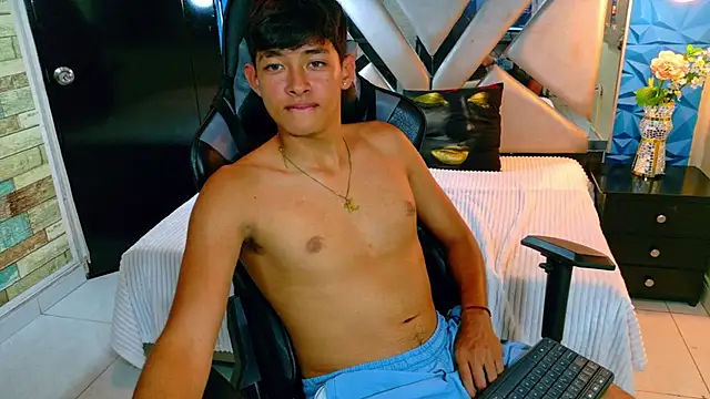 Tigger Collins online show from March 2026 08:37:02 PM