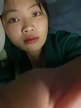 Snapshot of Herbe_01 chatting on March 2026 05:30:01 PM Herbe 01 online show from March 2026 05:30:01 PM