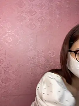 Snapshot of Emma_2603 chatting on April 2026 01:53:01 PM Emma 2603 online show from April 2026 01:53:01 PM