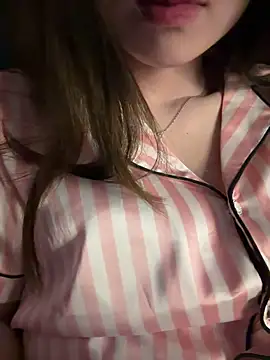 Cum-withyou online show from May 2026 07:52:01 PM