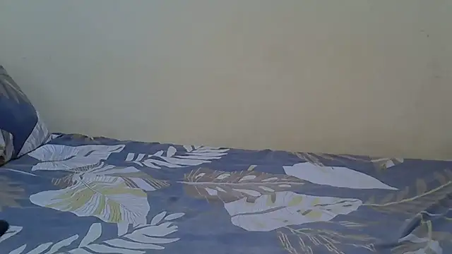 laura-lover online show from May 2026 02:44:02 PM