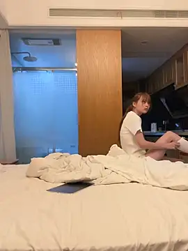 Aytc9989 online show from April 2026 04:07:01 PM