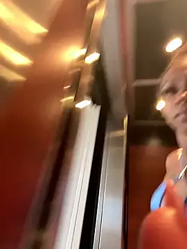 essencecora online show from March 2026 05:16:01 PM